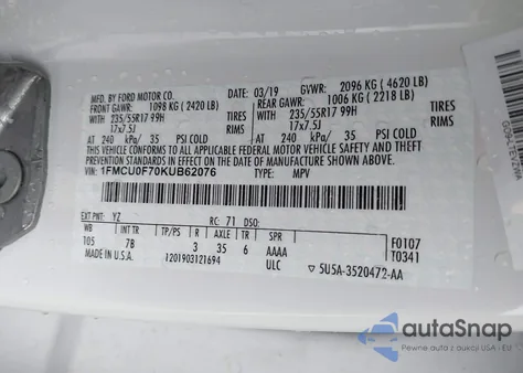 2019 Ford Escape S z USA, uszkodzony, nr VIN 1FMCU0F70KUB62076